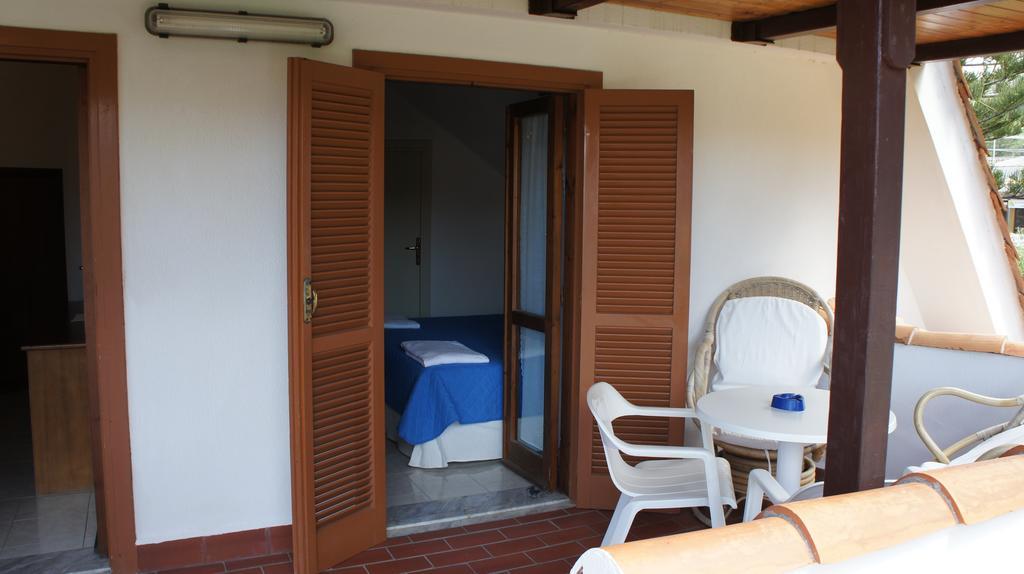 Le Roccette Mare Beach Hotel & Restaurant Tropea Szoba fotó